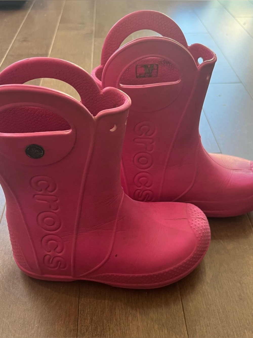 ✨2/$15 3/$20✨ Pink Crocs Rainboots